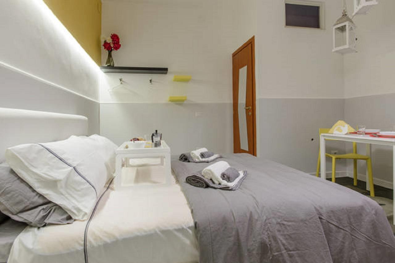 Le Zite Suite Napoli Esterno foto